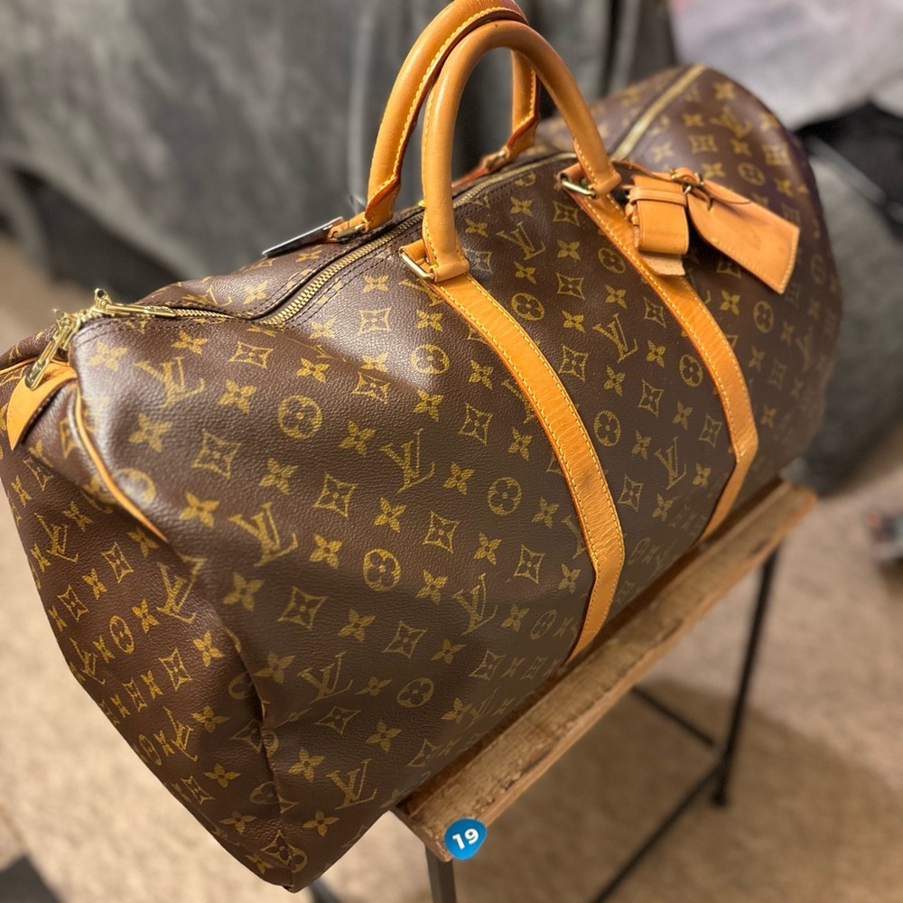 Vintage Louis Vuitton Monogram Keepall 55 with Vachetta Trim Includes COA - Picture 3 of 9